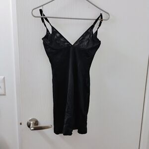 Secret by Victoria's Secret So Curvaceous Shaping Slip Dress Sz S